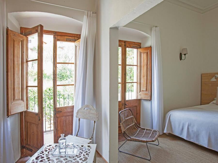 Wifi gratis y ropa de cama