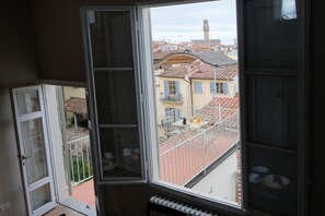 Appartement, 1 chambre | Coin séjour | Télévision à écran plat