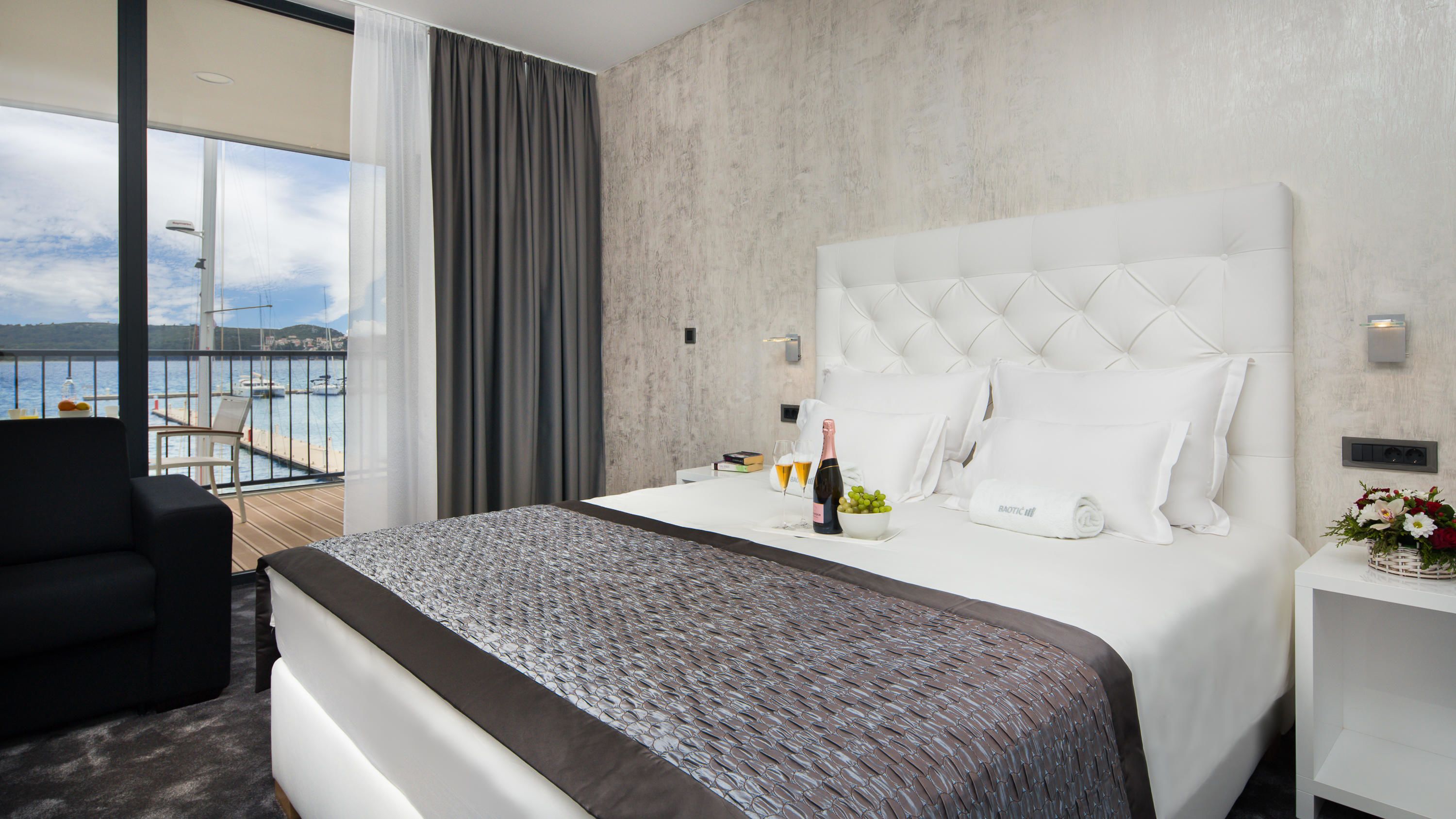 premium bedding, memory-foam beds, in-room safe, desk