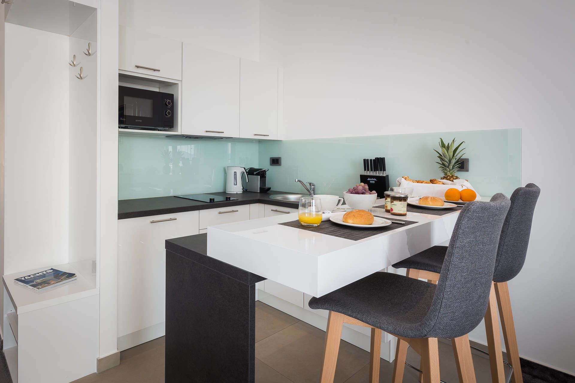 studio, sea view | private kitchen | fridge, espresso maker, coffee/tea maker, electric kettle