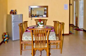 Dining - Greendale Bunglow (Watawala)