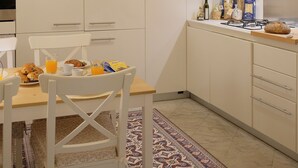 아파트, 침실 2개 | 전용 주방