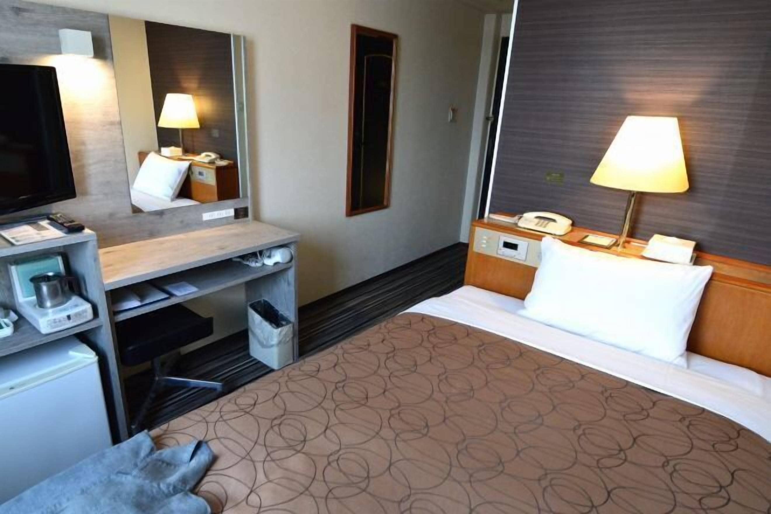 Bàn, truy cập Internet không dây miễn phí 