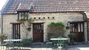 Front of property - Wilkes Farm (Bristol)