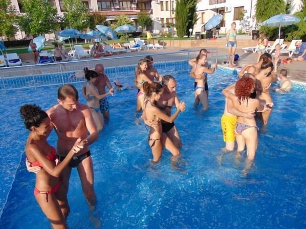 Outdoor pool, pool umbrellas