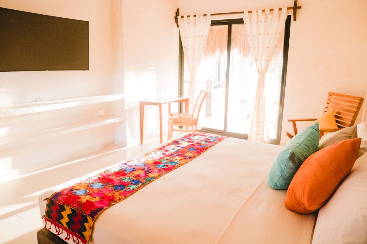 Brankas dan Wi-Fi gratis