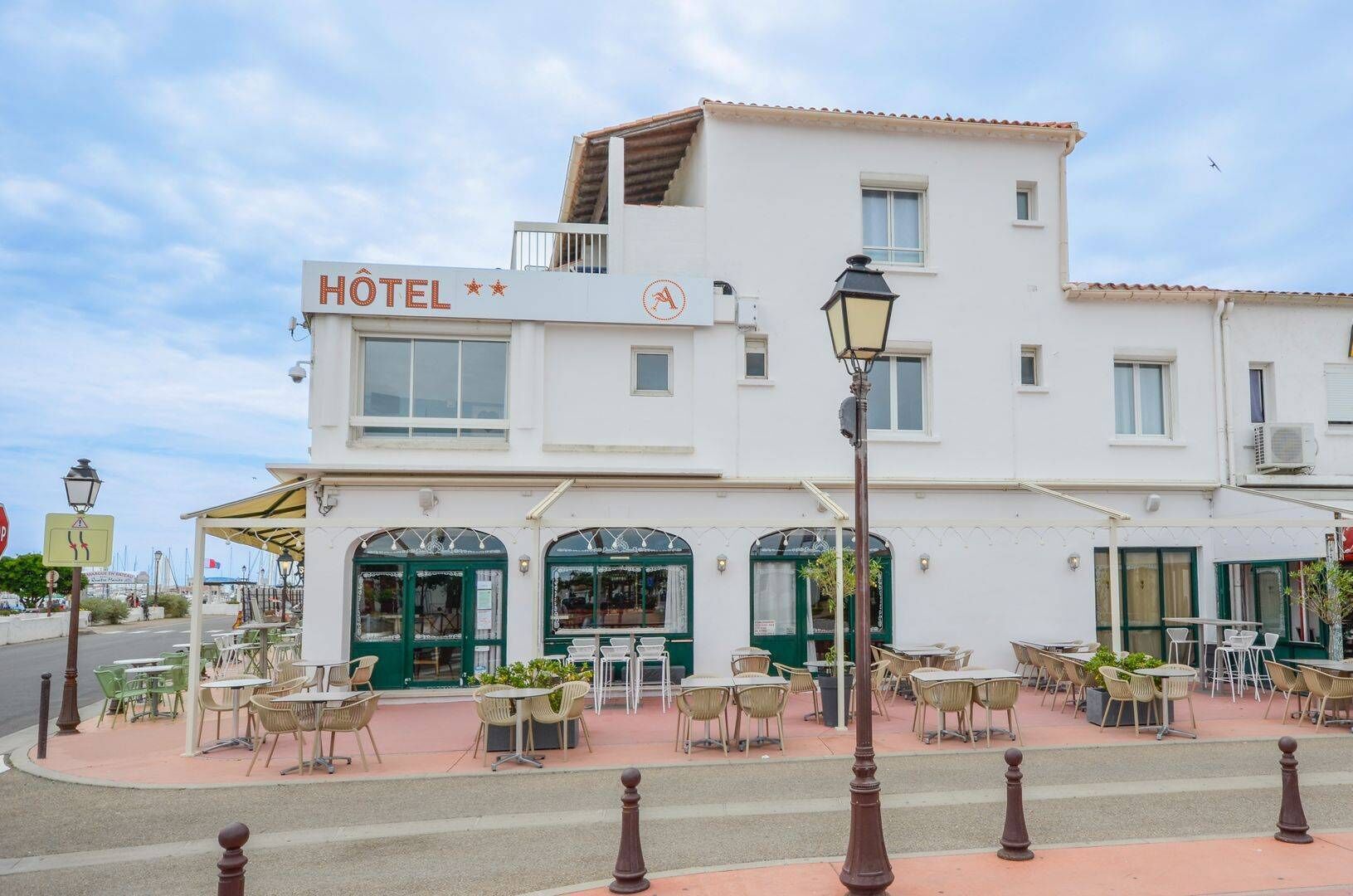 Façade de l’hébergement - soirée/nuit