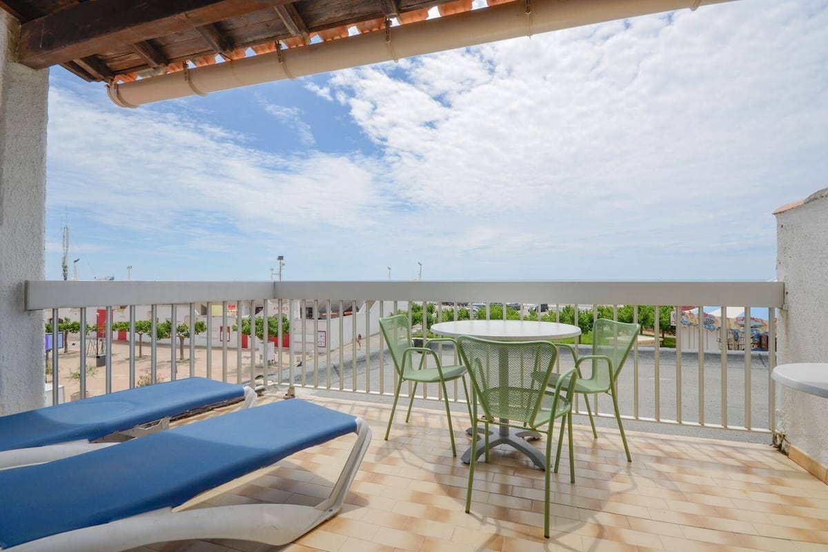 Comfort Double Room, Terrace, Sea View | Desk, iron/ironing board (on request), WiFi (free), bed sheets