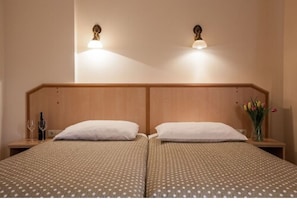 Premium bedding, in-room safe, desk, iron/ironing board - Antica Residence (Kraków)