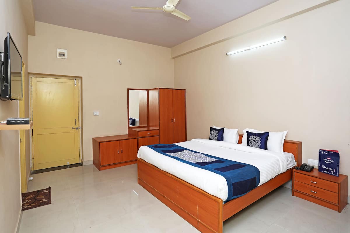 Double or Twin Room | Free WiFi