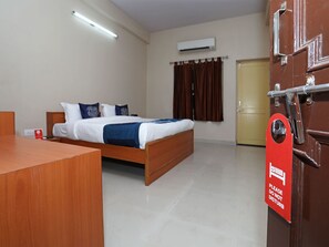 Double or Twin Room | Free WiFi