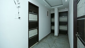 رواق