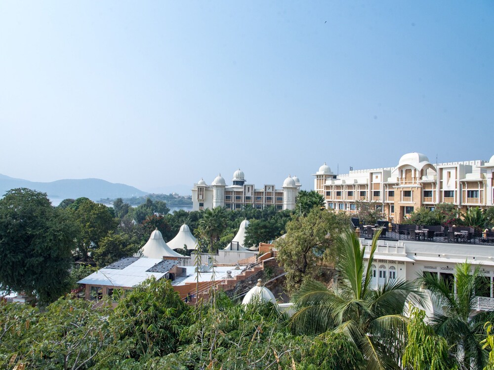 One Light Hostel & Rooms - Udaipur image