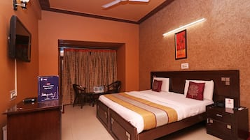 Standard Double Room | Bed sheets