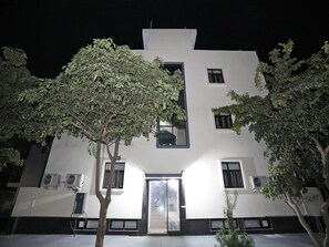 Front of property – evening/night - OYO 10581 Platinum Residency (Gurugram)