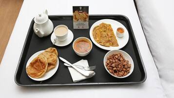Free daily continental breakfast