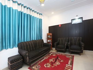 Khu sảnh