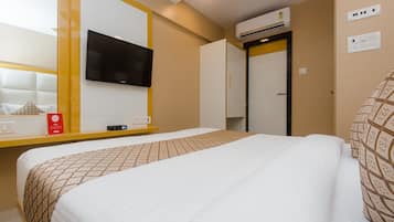 Free WiFi, bed sheets