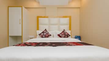 Free WiFi, bed sheets