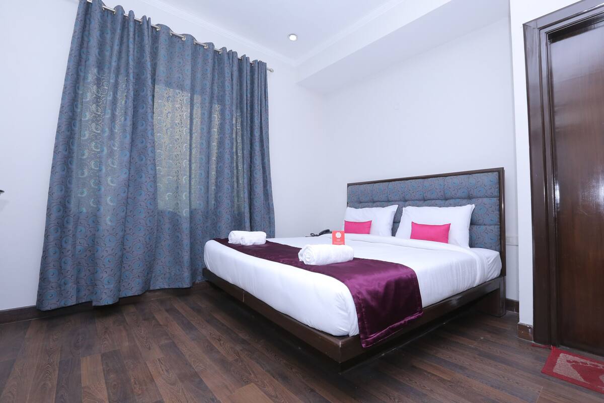 Double or Twin Room | Free WiFi