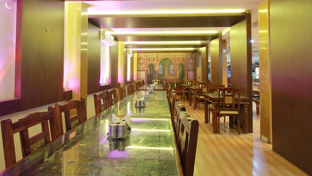 مطعم