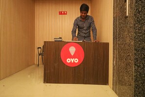 Reception - OYO 11583 Hotel Prime View (New Delhi)