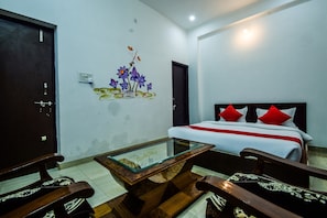 Free WiFi, bed sheets - OYO 10682 Hotel Blue Lotus (Pushkar)