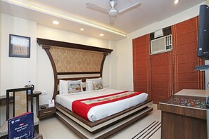 Standard Double Room | Cadar katil 