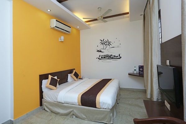 Double or Twin Room | Free WiFi