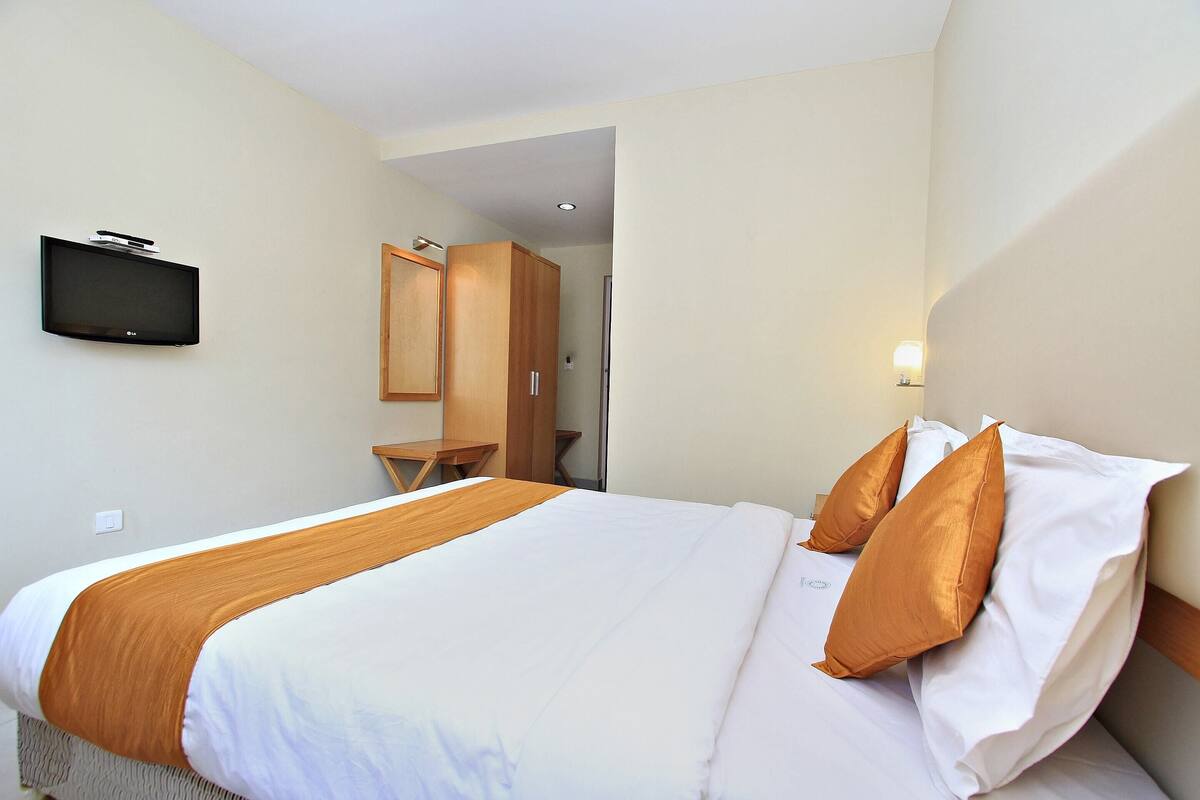 Deluxe Double Room | Bed sheets