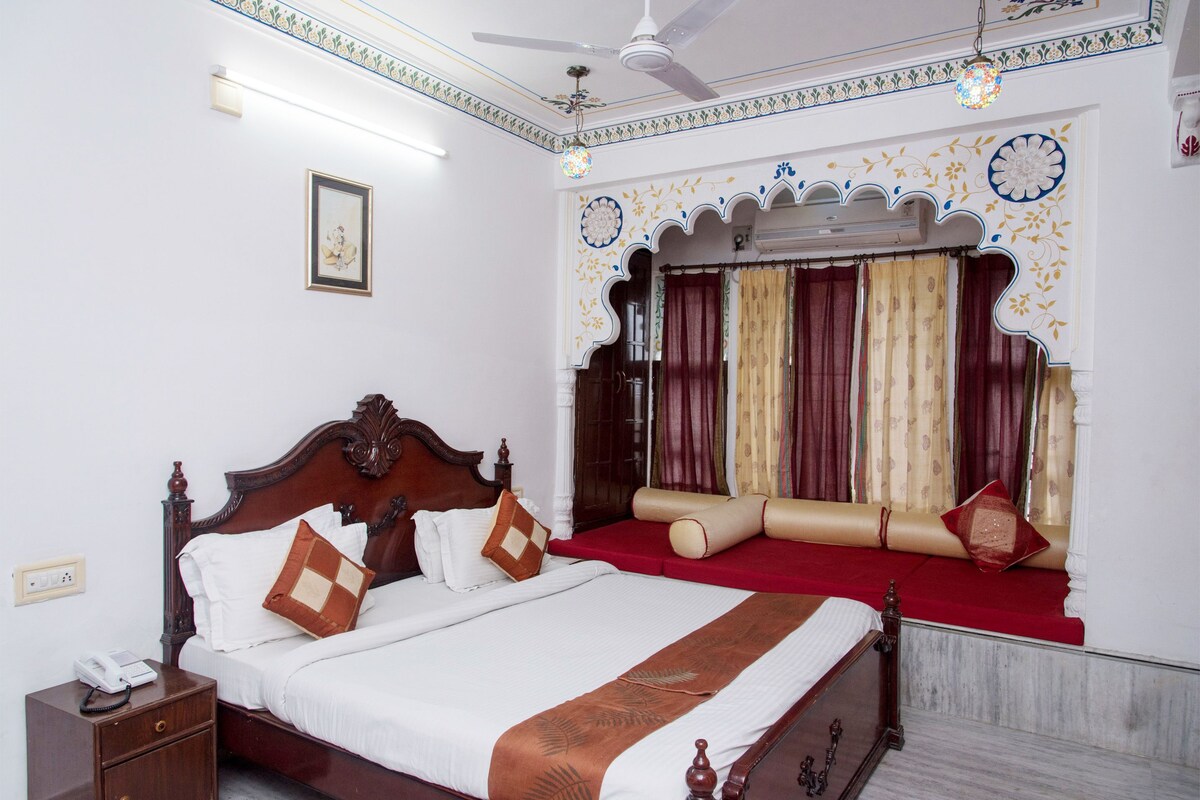 Double or Twin Room | Free WiFi