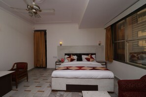 Double or Twin Room | Free WiFi - OYO 10556 Hotel India International (New Delhi)