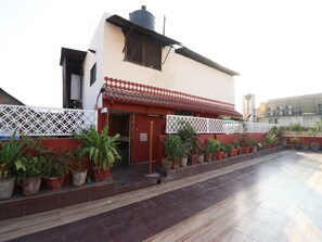 Front of property - OYO 10556 Hotel India International (New Delhi)