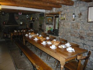 Free daily local cuisine breakfast