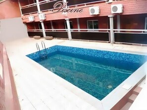 Indoor pool, outdoor pool