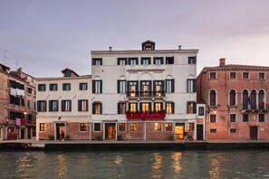 Fachada del alojamiento