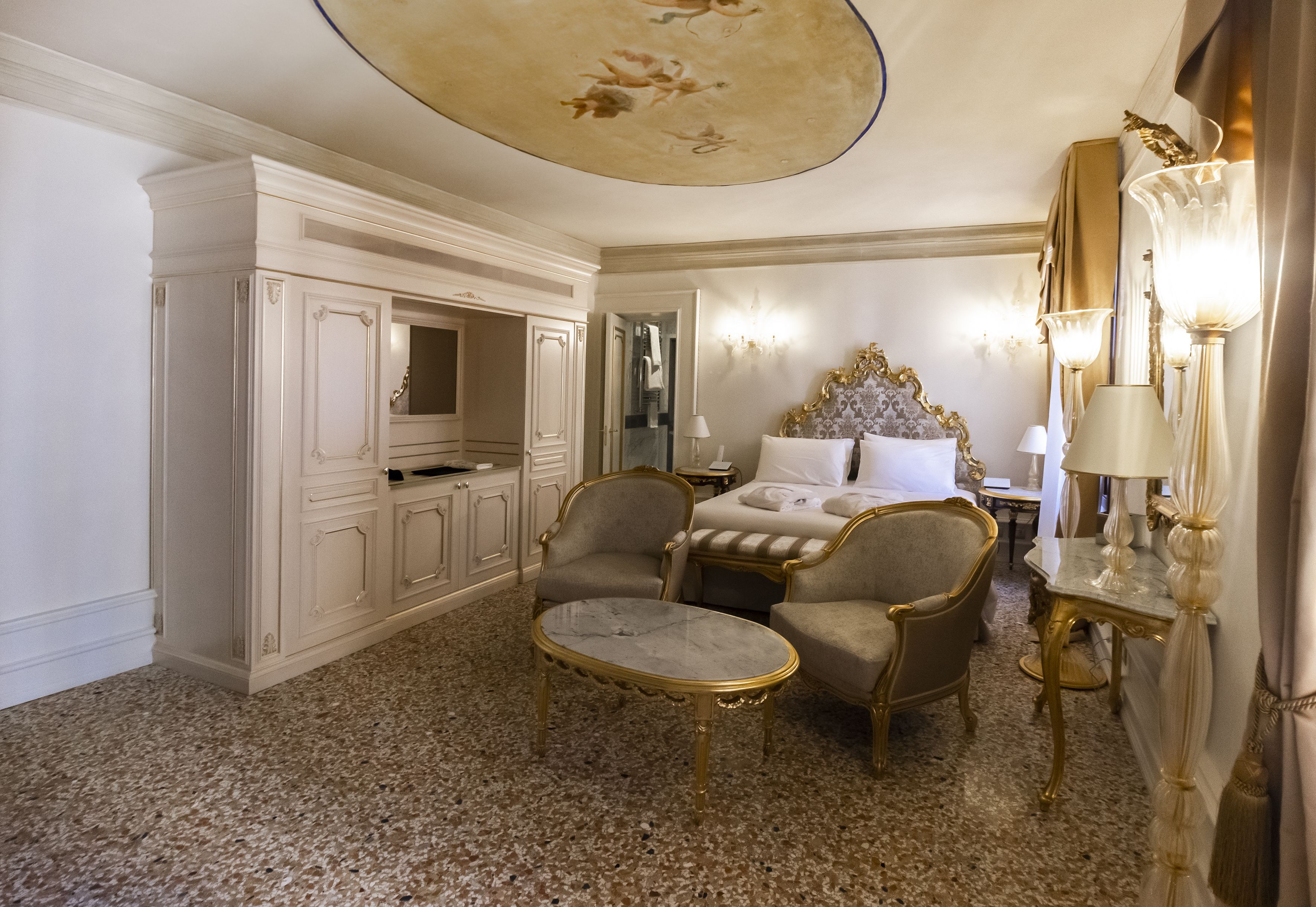 Cà Bonfadini Historic Experience Venice interior view 2