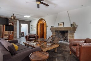 Fireplace - Casa Cien (San Miguel de Allende)