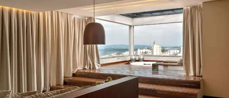Presidential Suite, 1 King Bed, Non Smoking | Minibar, in-room safe, desk, blackout curtains