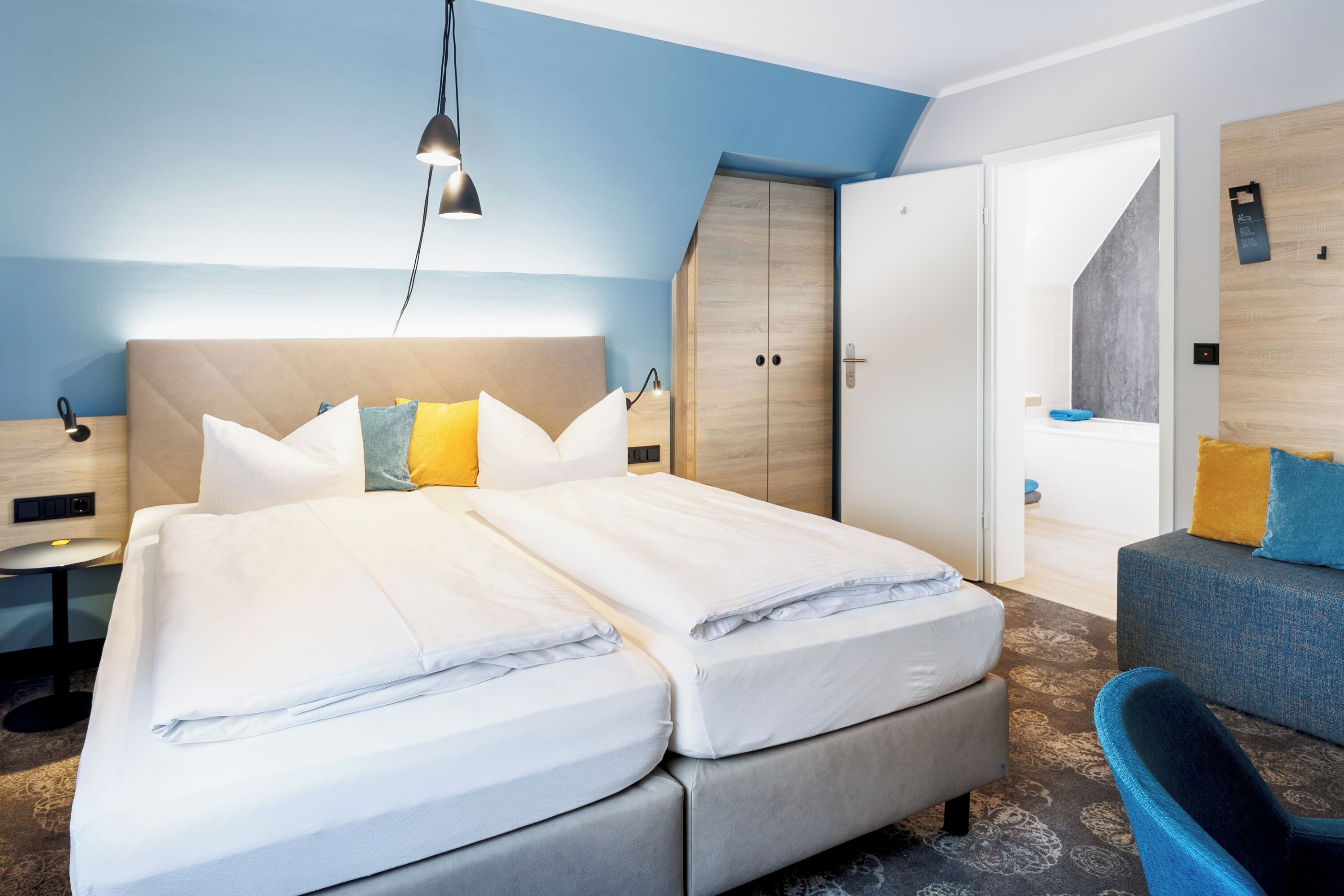 Superior Double Room, Non Smoking | Minibar, in-room safe, desk, free WiFi