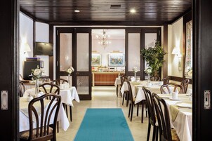 Daily buffet breakfast (EUR 12.50 per person)