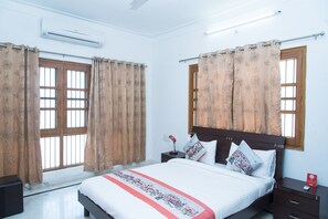 Double or Twin Room - OYO 11064 Home Elegant 3BHK Villa Near Hiran Magri (Udaipur)