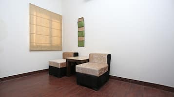 Double or Twin Room | Room amenity