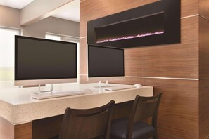 Business center - Park Inn by Radisson Brampton, On (Brampton)