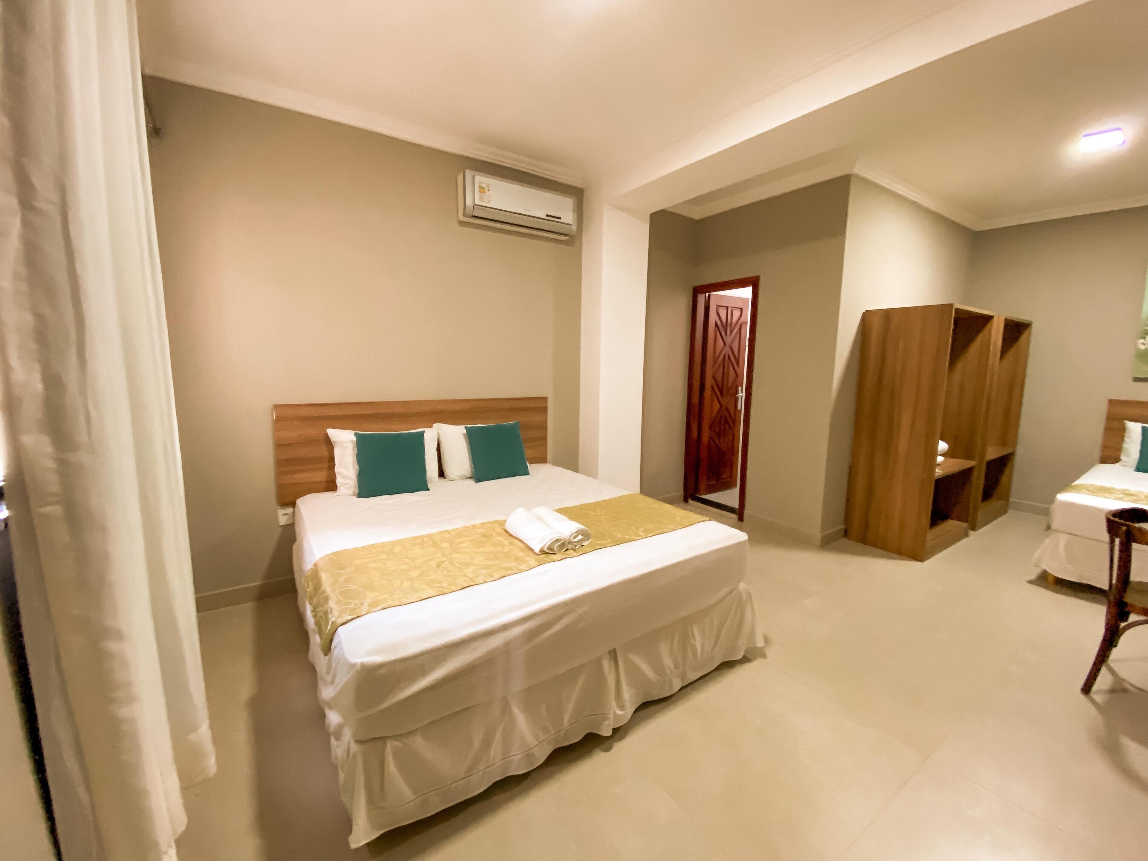 Minibar, desk, blackout curtains, free WiFi