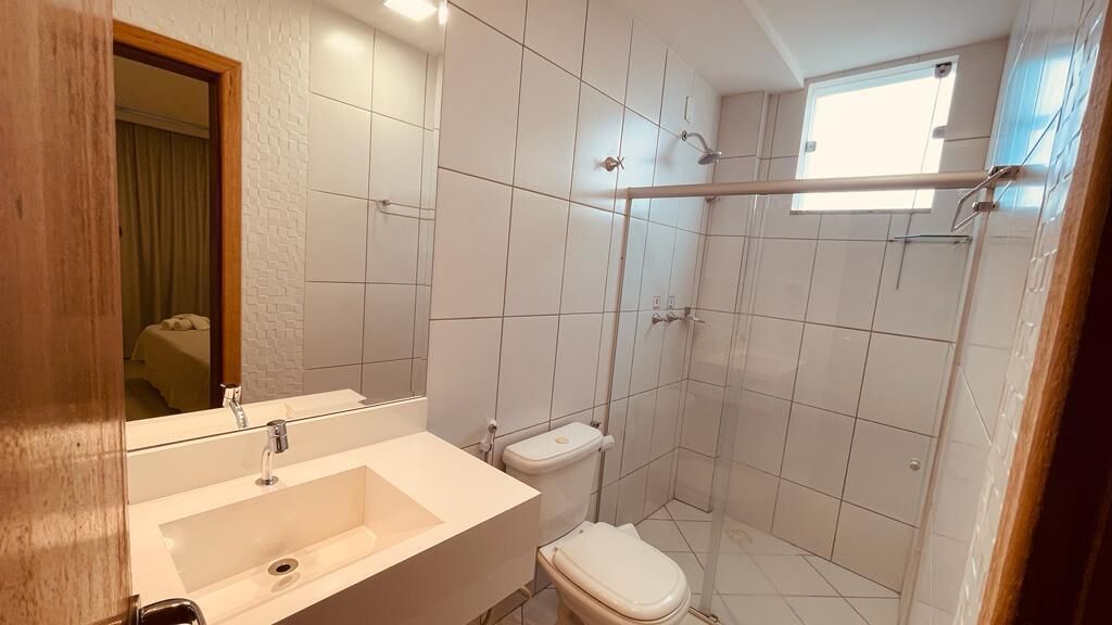 deluxe double room | bathroom | shower, hair dryer, towels