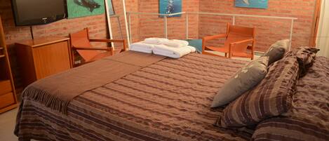 2 bedrooms, in-room safe, free WiFi, bed sheets