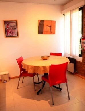 Full-size fridge, microwave, oven, stovetop - Las Anemonas Sur (Puerto Madryn)