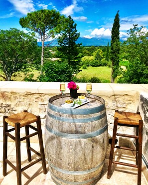 Signature-Zimmer, 1 King-Bett | Terrasse/Patio