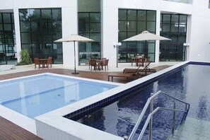 Outdoor pool - Flat Rosarinho Prince Residence (Recife)